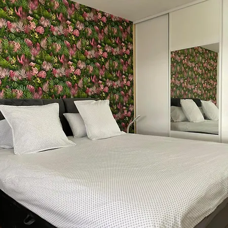 Apartamento Le Marbré Design 60m2, Deux étoiles, Parking Gratuit Annemasse