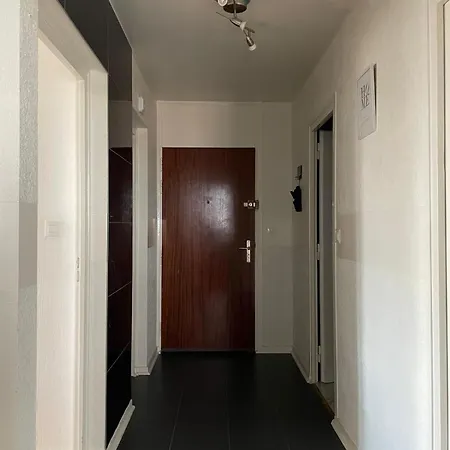 Le Marbre Design 60m2, 2 Stars, Free Parking Annemasse