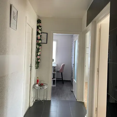 Le Marbre Design 60m2, 2 Stars, Free Parking Apartamento