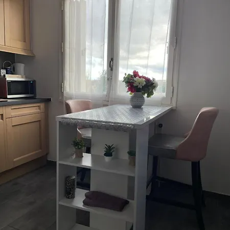 Le Marbre Design 60m2, 2 Stars, Free Parking Apartamento *