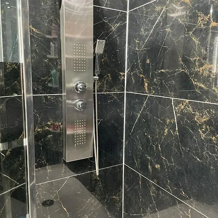 Apartamento Le Marbré Design 60m2, Deux étoiles, Parking Gratuit